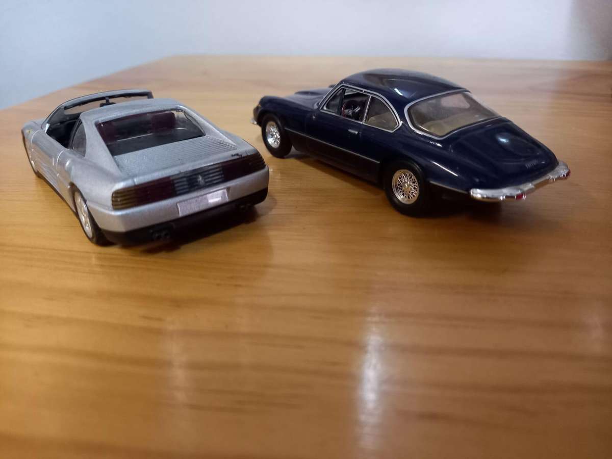 Special Listing f ShiNai:   Ferrari  Combo ( x 2 ) Die Cast Models    Scale 1/43 T Makes  Madness