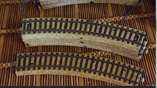 Marklin Metal Track Turns  HO  Lots of 12