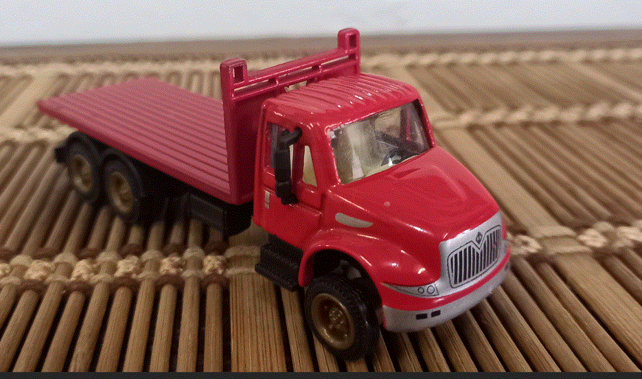 Truck - Low Bed   HO     As Good a New For Train Layouts Scale 1/87