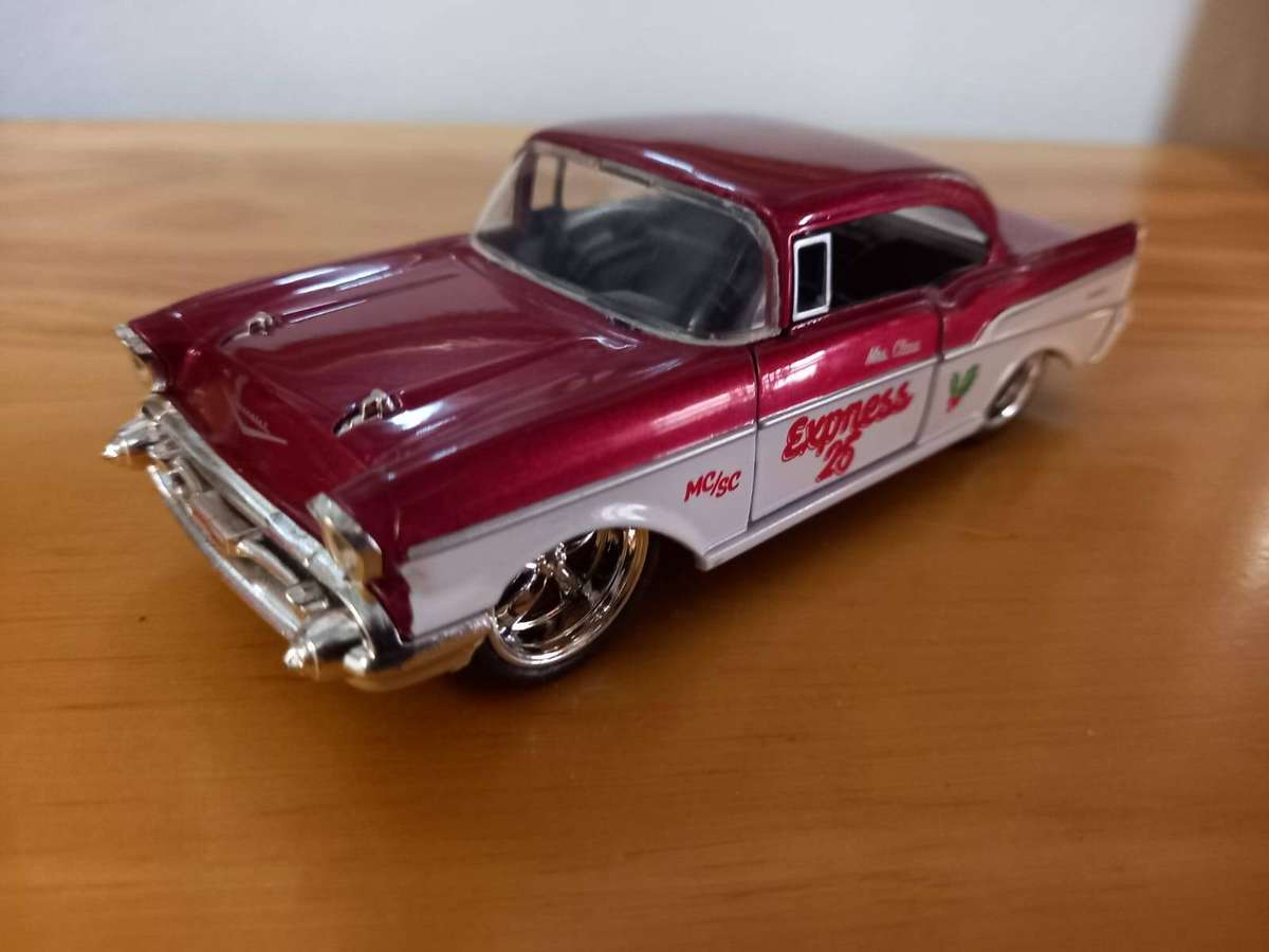 '57 Chevy V8 Coupe  Die Cast Model - 1/32 Scale by Top Make JADA - New  Special - Awesome