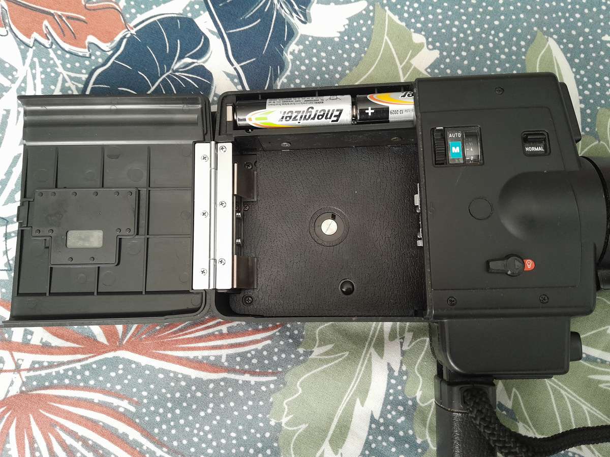 Minolta X L 401 Super 8 Movie Camera