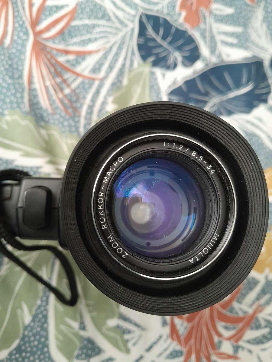 Minolta X L 401 Super 8 Movie Camera