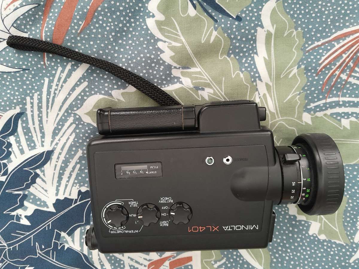 Minolta X L 401 Super 8 Movie Camera