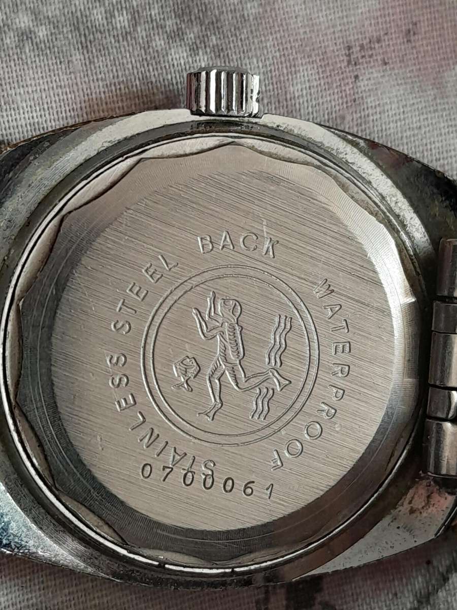 Premira 4 atu - Backplate Divers Logo