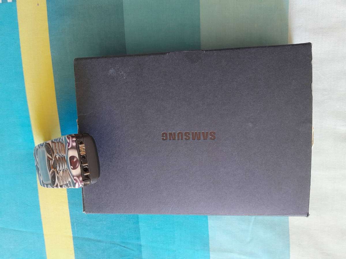 Samsung SGH 480 bundle