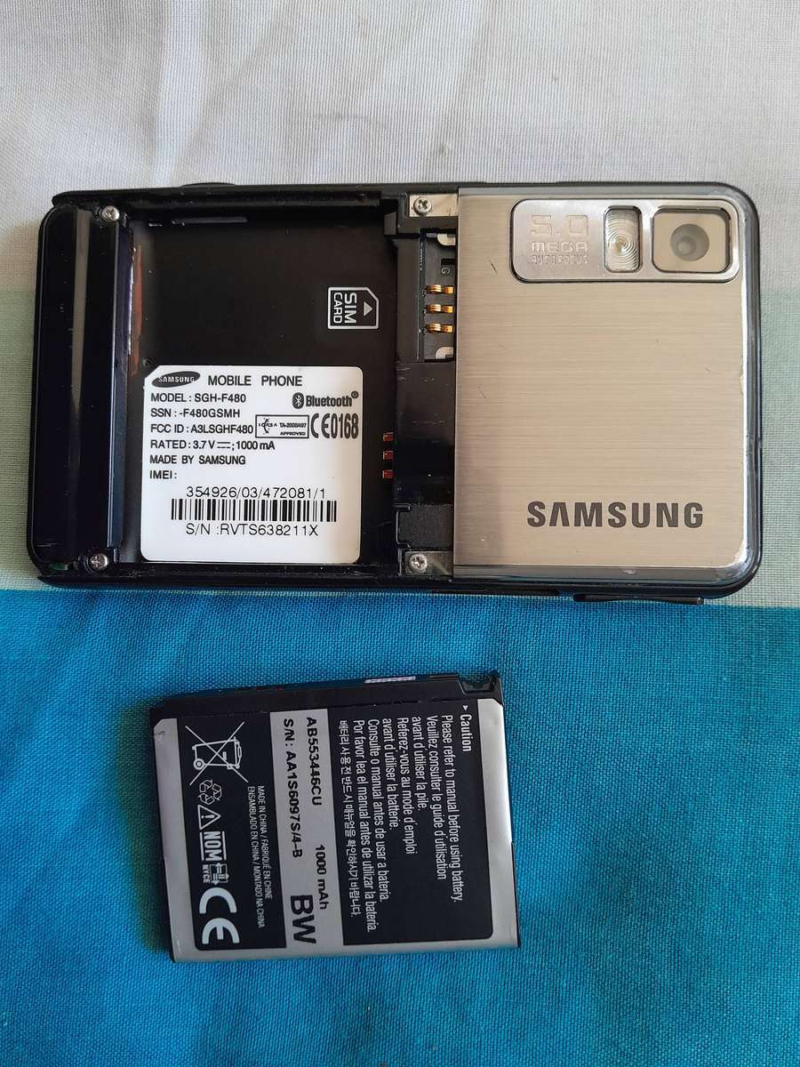 Samsung SGH 480 bundle