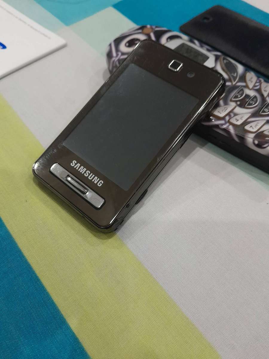 Samsung SGH 480 bundle