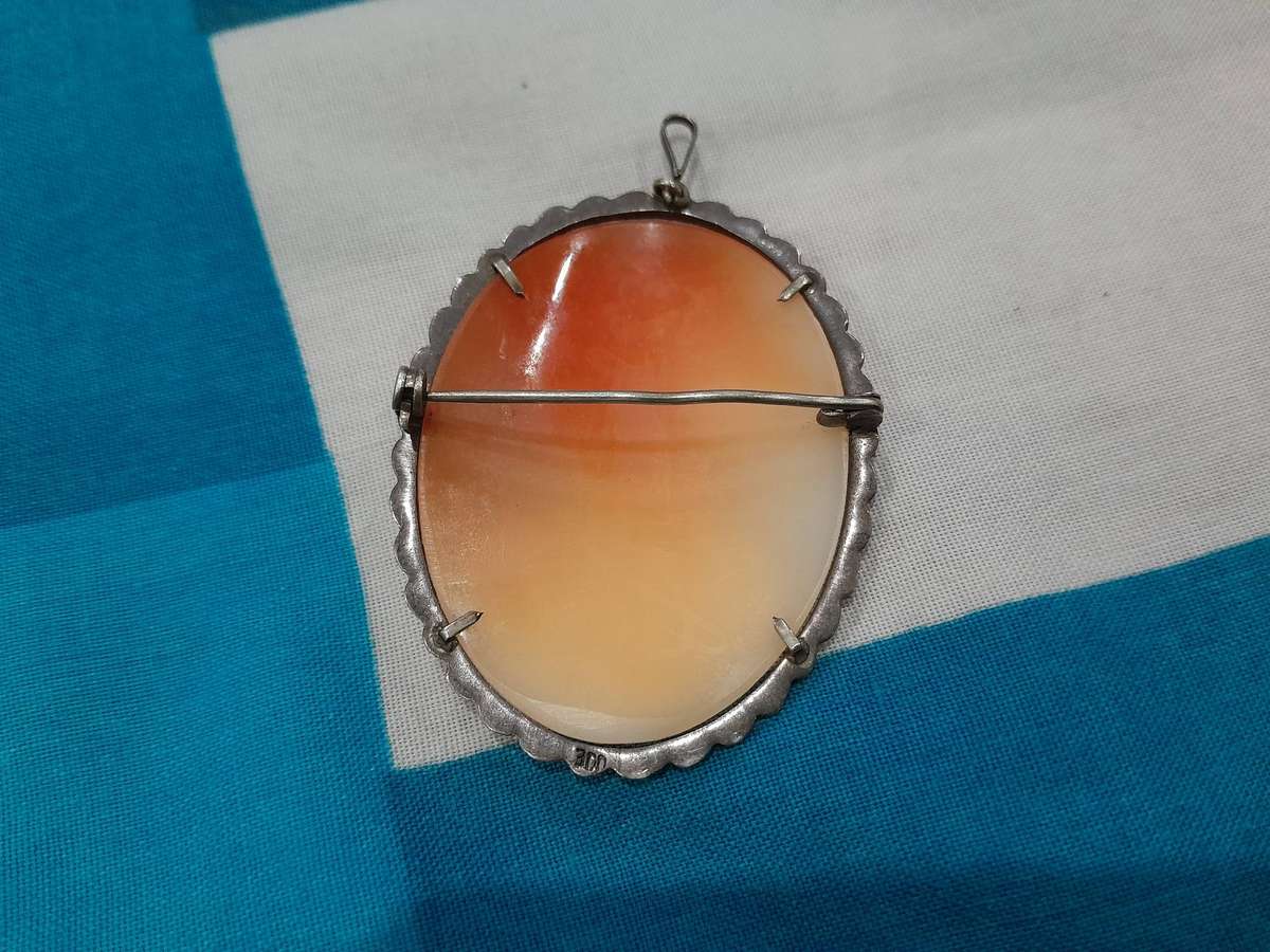 Cameo Marcasite Shell Brooch Silver