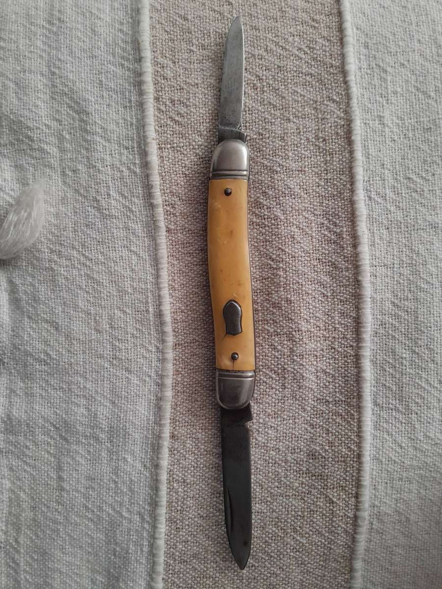 Vintage knive