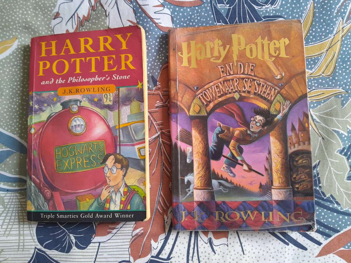 Harry Potter Philophers stone + Harry Potter die Towenaar se Steen