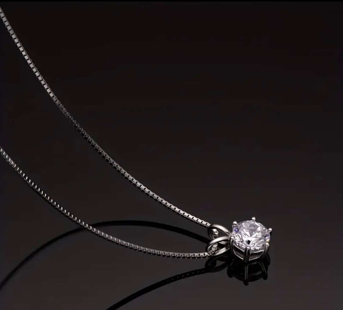 *R7500* Luxury Moissanite Diamond, 18K White Gold Plated, 925 Sterling Silver Necklace