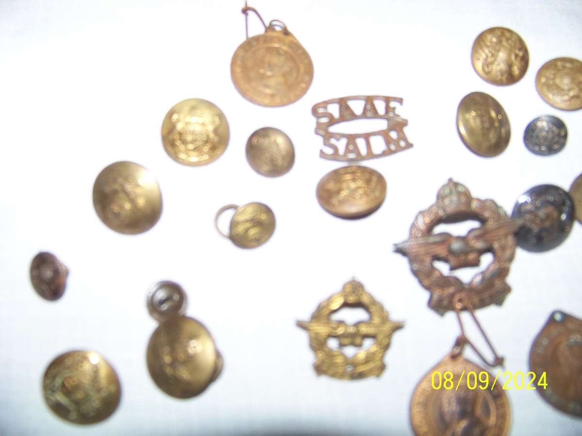 Old Tin full of Old Stuff