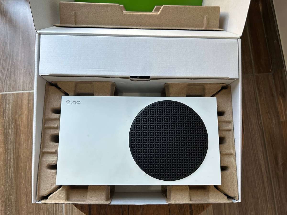 Xbox Series S 512GB + Controller + Original packaging