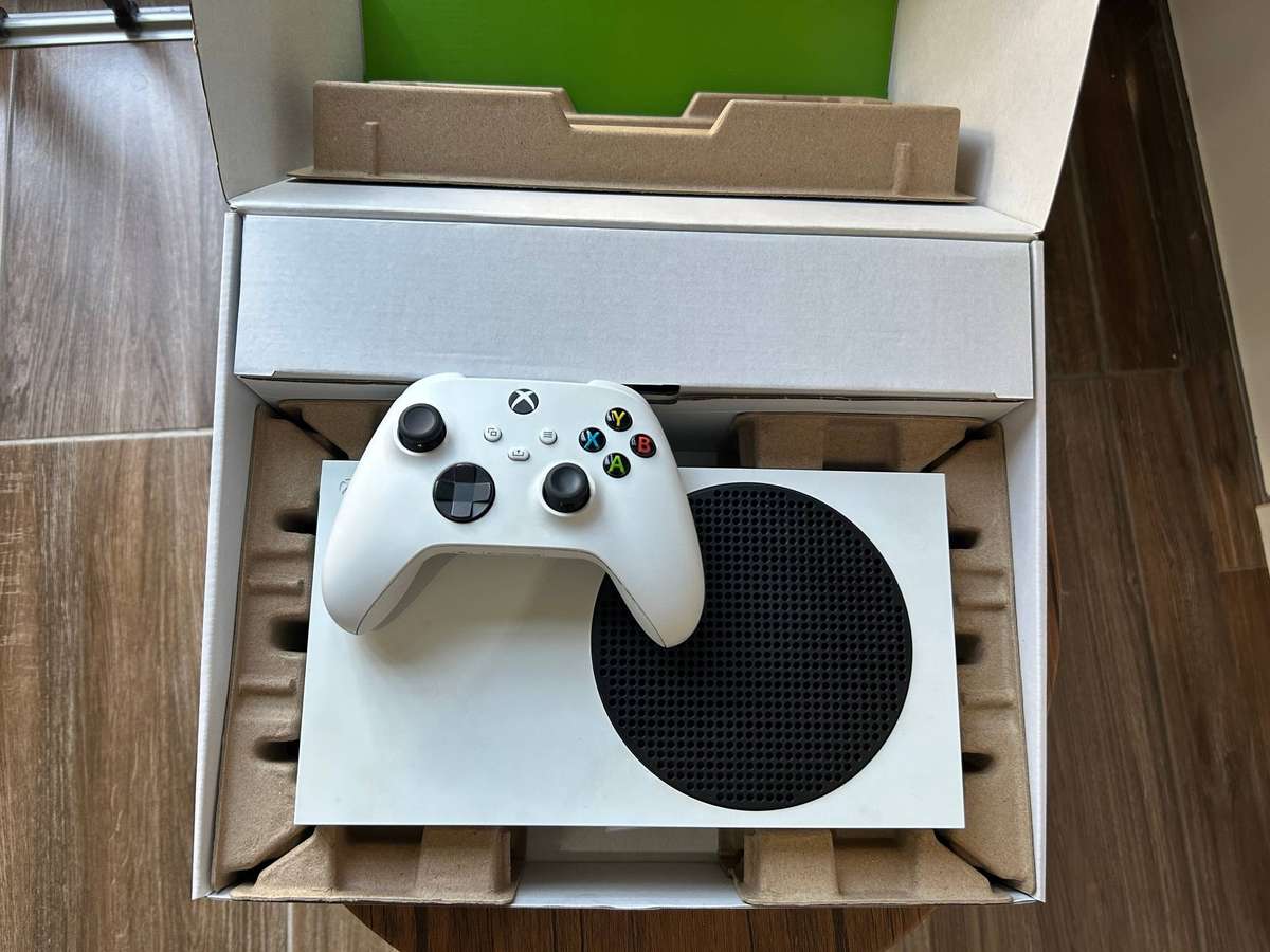 Xbox Series S 512GB + Controller + Original packaging