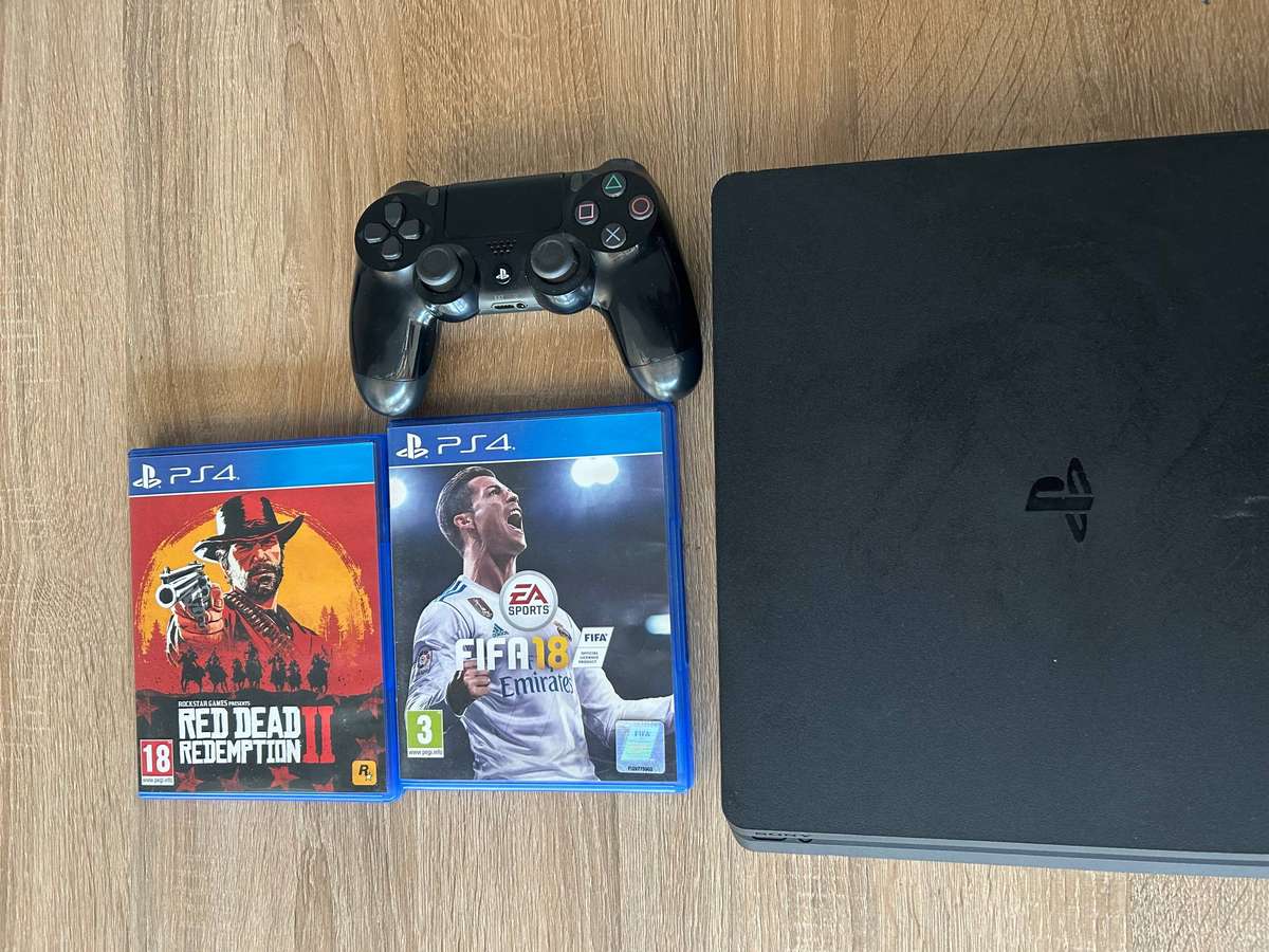 Sony PS4 Slim 500GB + 1 Controller + 2 Games