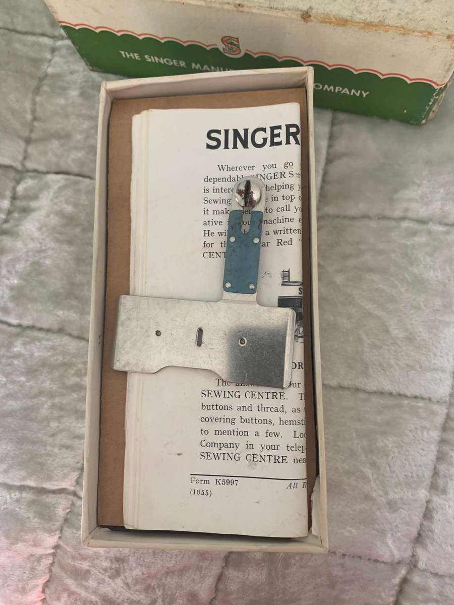Vintage Singer Buttonhole attachment