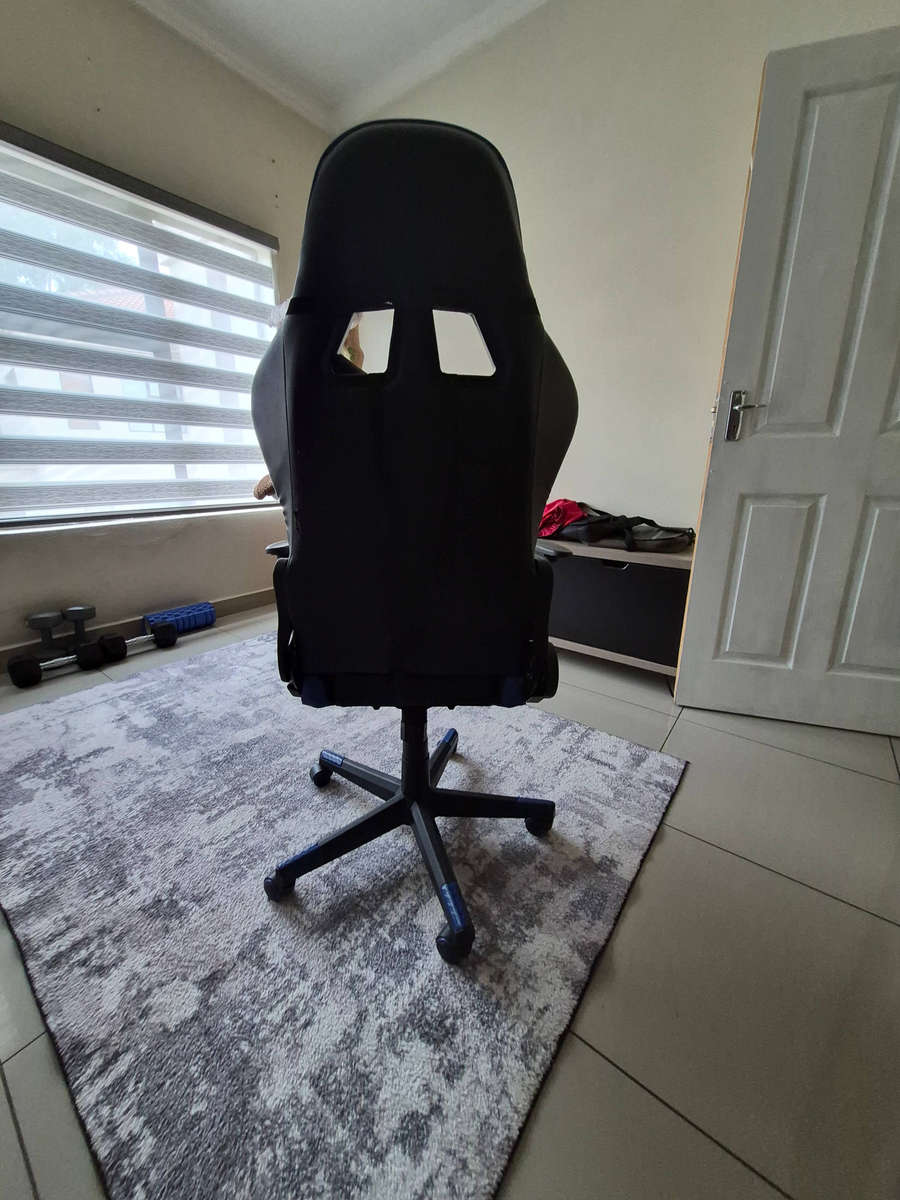 Gaming chair second hand