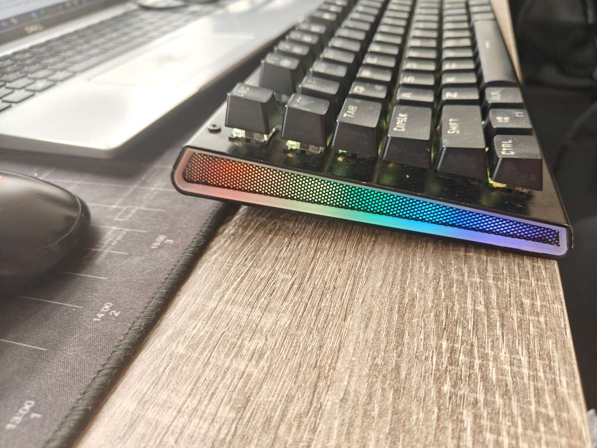 Redragon Aryaman RGB keyboard secondhand