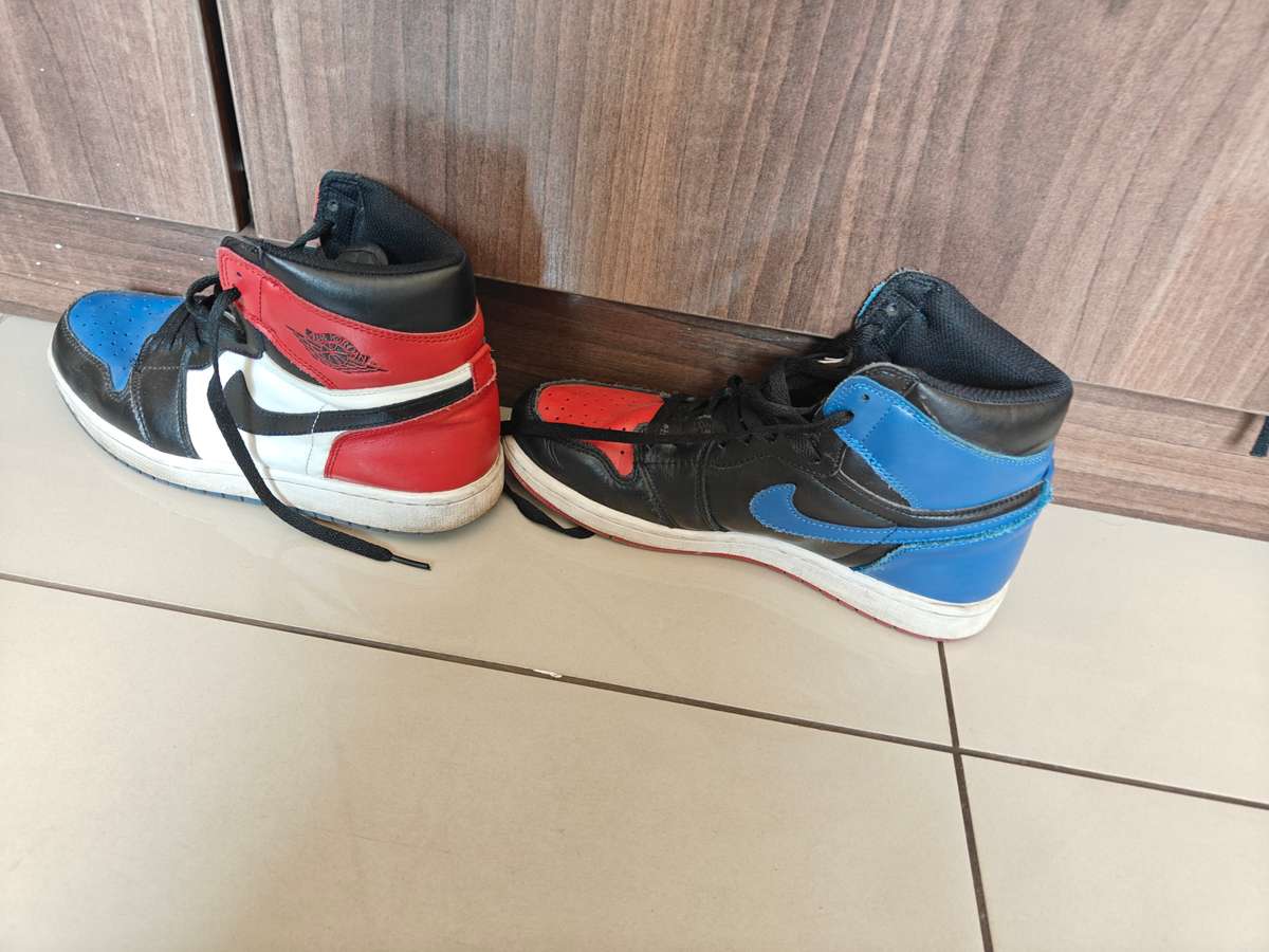 NIKE AIR JORDAN 1 RETRO HIGH OG SECOND HAND - UK 8.5