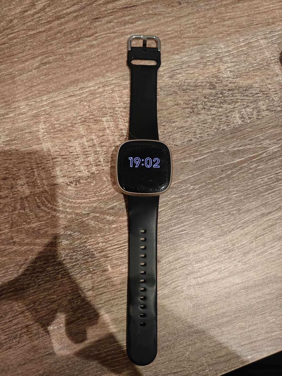 Fit bit versa 3 secondhand