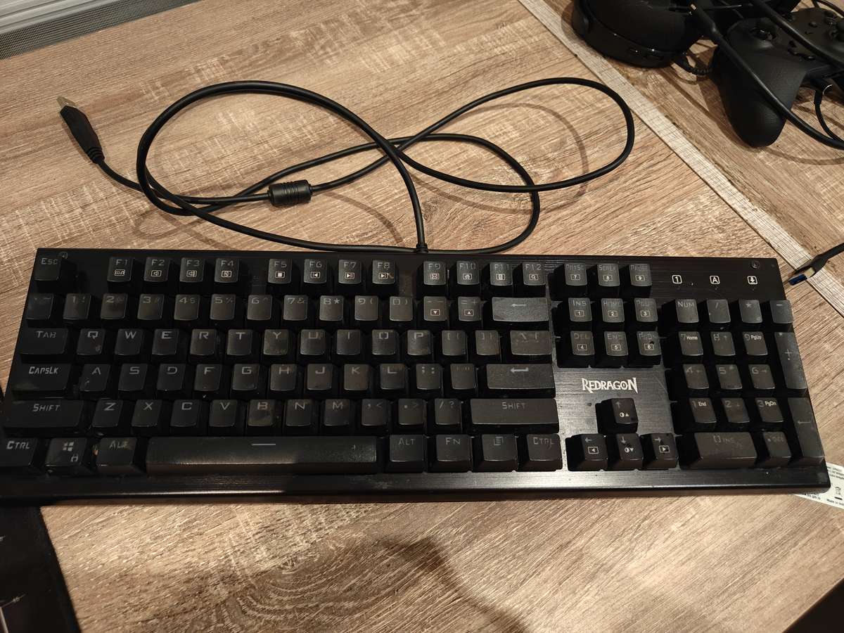 Redragon Aryaman RGB keyboard secondhand