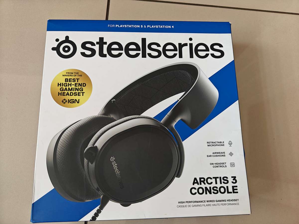 Steel Series Arctis 3 Gaming Headphones *secondhand*