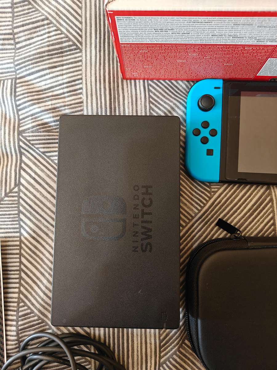 Nintendo Switch 1 console Secondhand