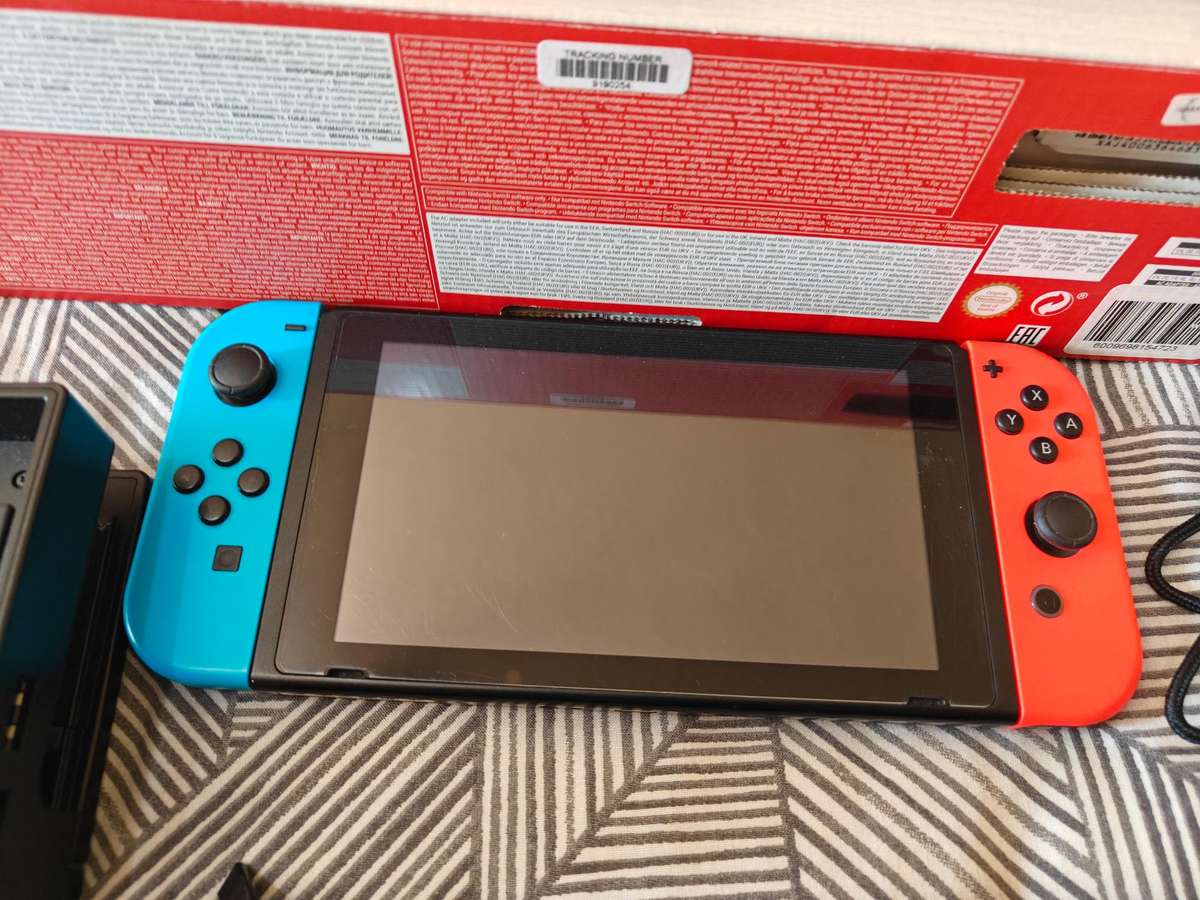 Nintendo Switch 1 console Secondhand