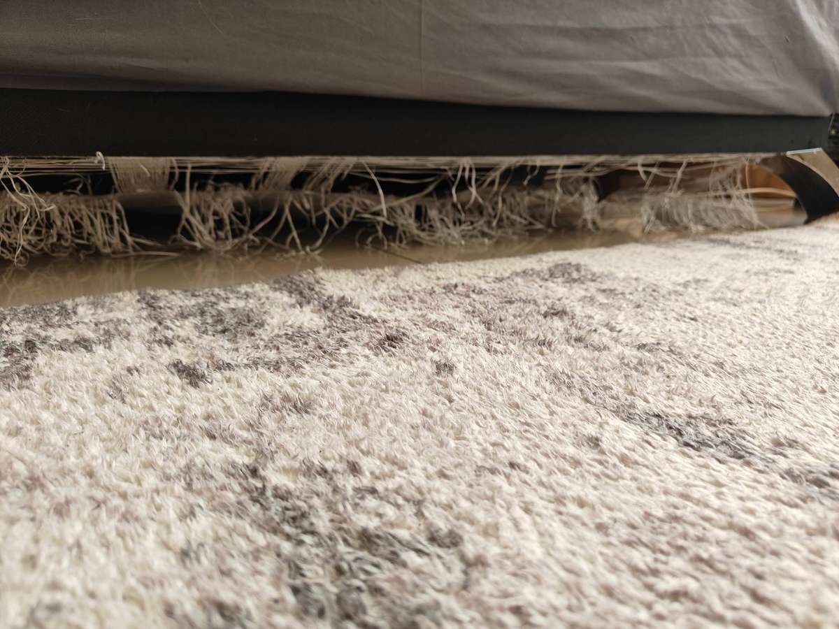 Sleeper couch second hand