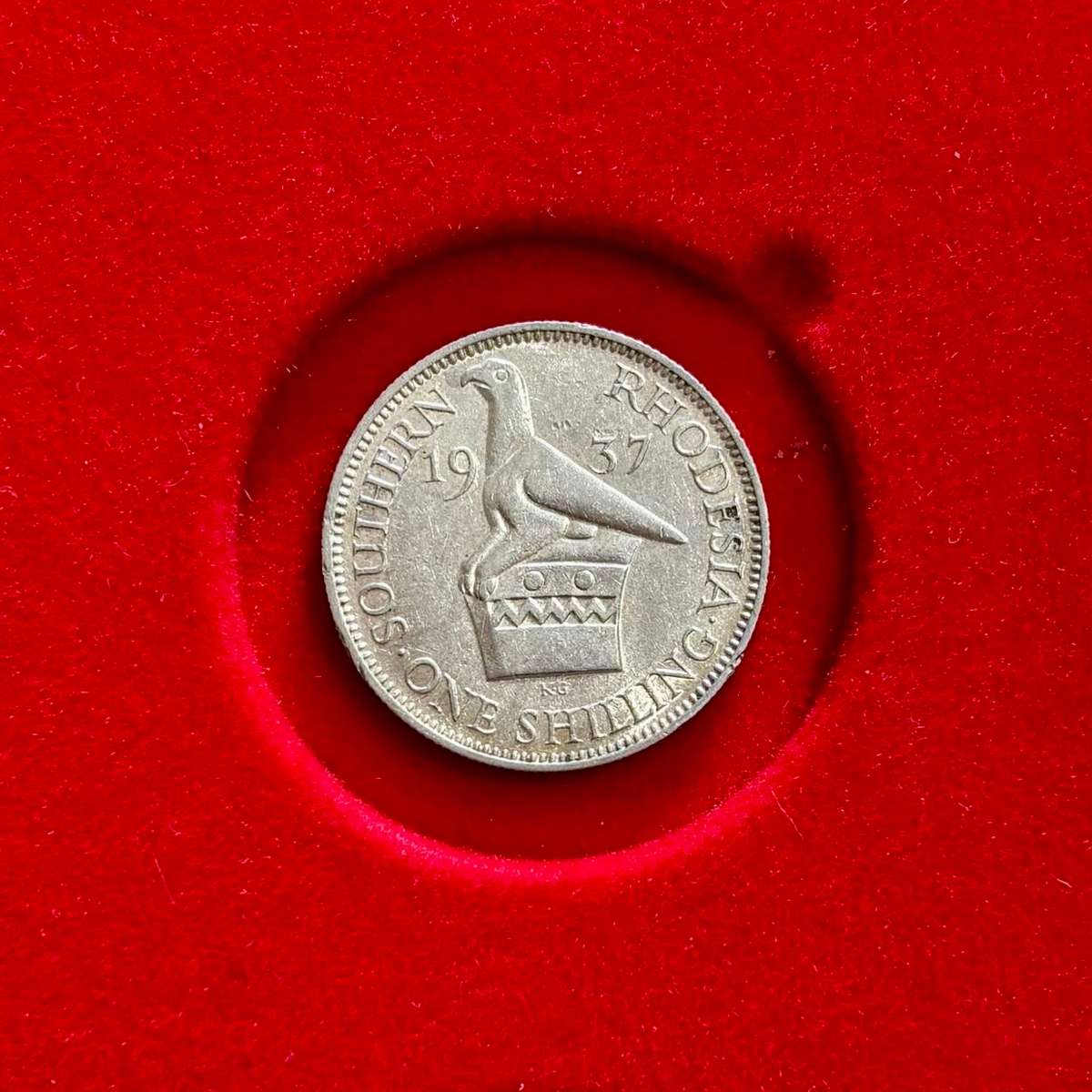 Higher Grade S. Rhodesia 1937 Silver Shilling
