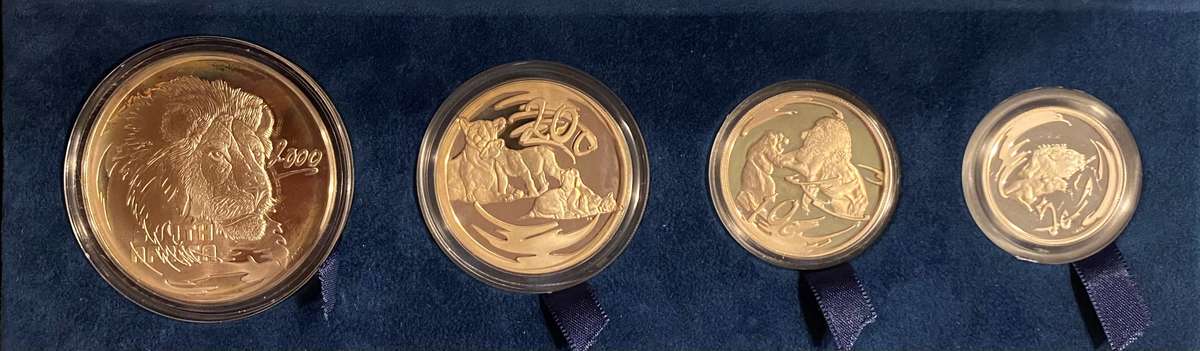 Beautiful RSA 2000 Lion Proof Silver Wildlife Series Set, in original display with Certificates.