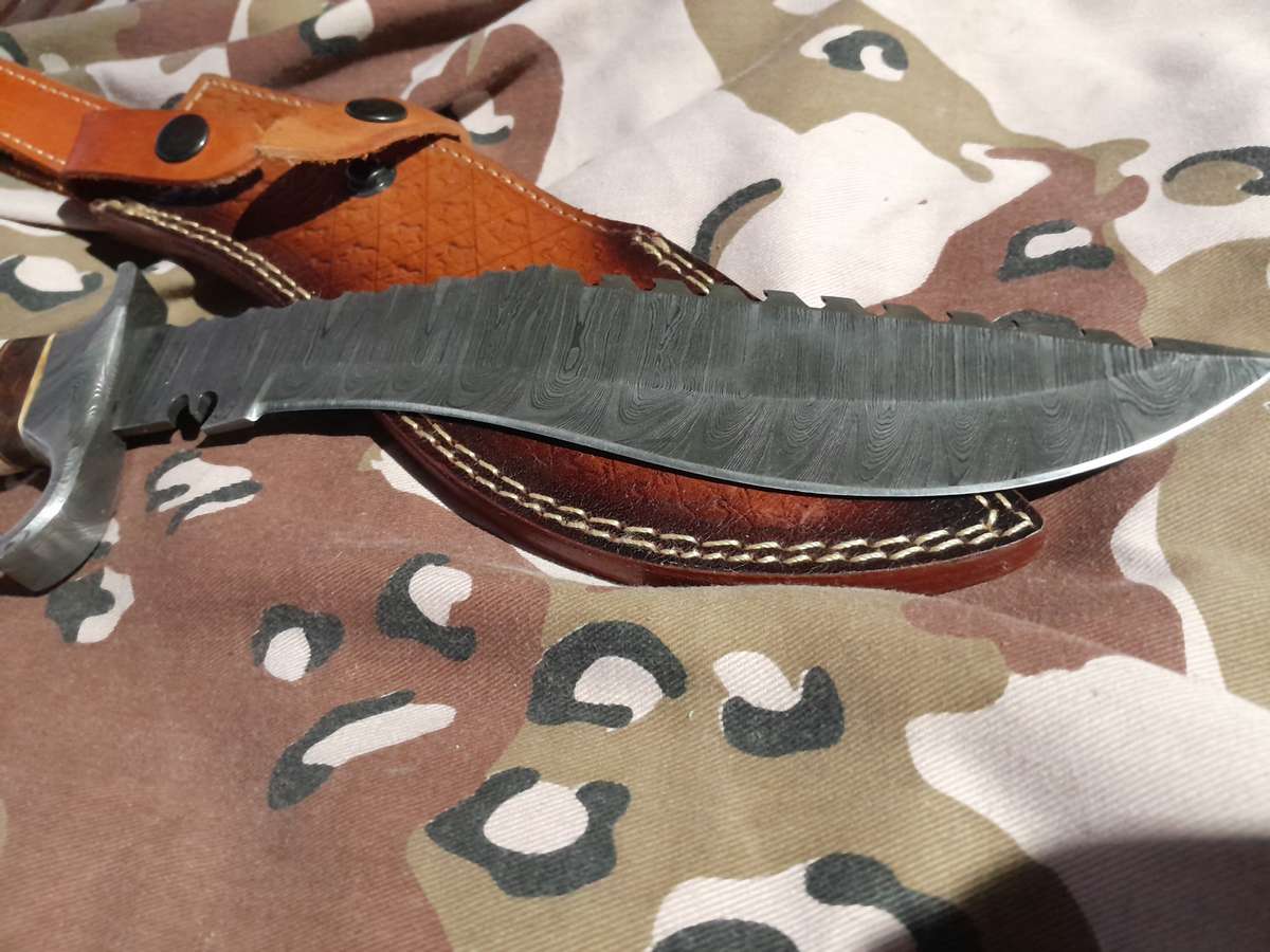 Damascus kukri