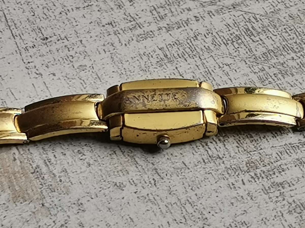 LADIES ANNETTE SLIDING WATCH IN EXCELLENT WORKING CONDITION