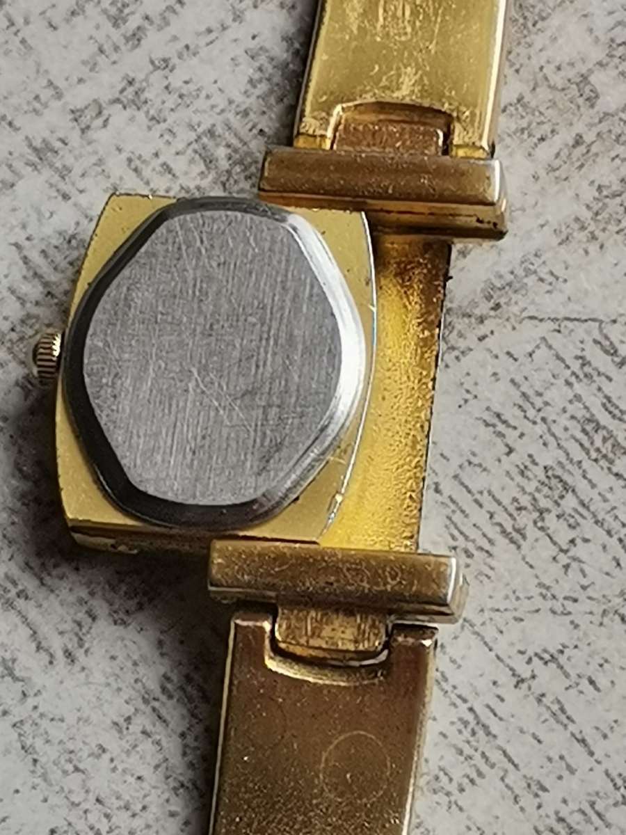 LADIES ANNETTE SLIDING WATCH IN EXCELLENT WORKING CONDITION
