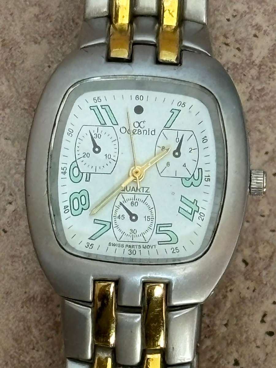 MENS OCEANIC STAINLESS STEEL WATCH IN EXCELLENT WORKING CONDITION