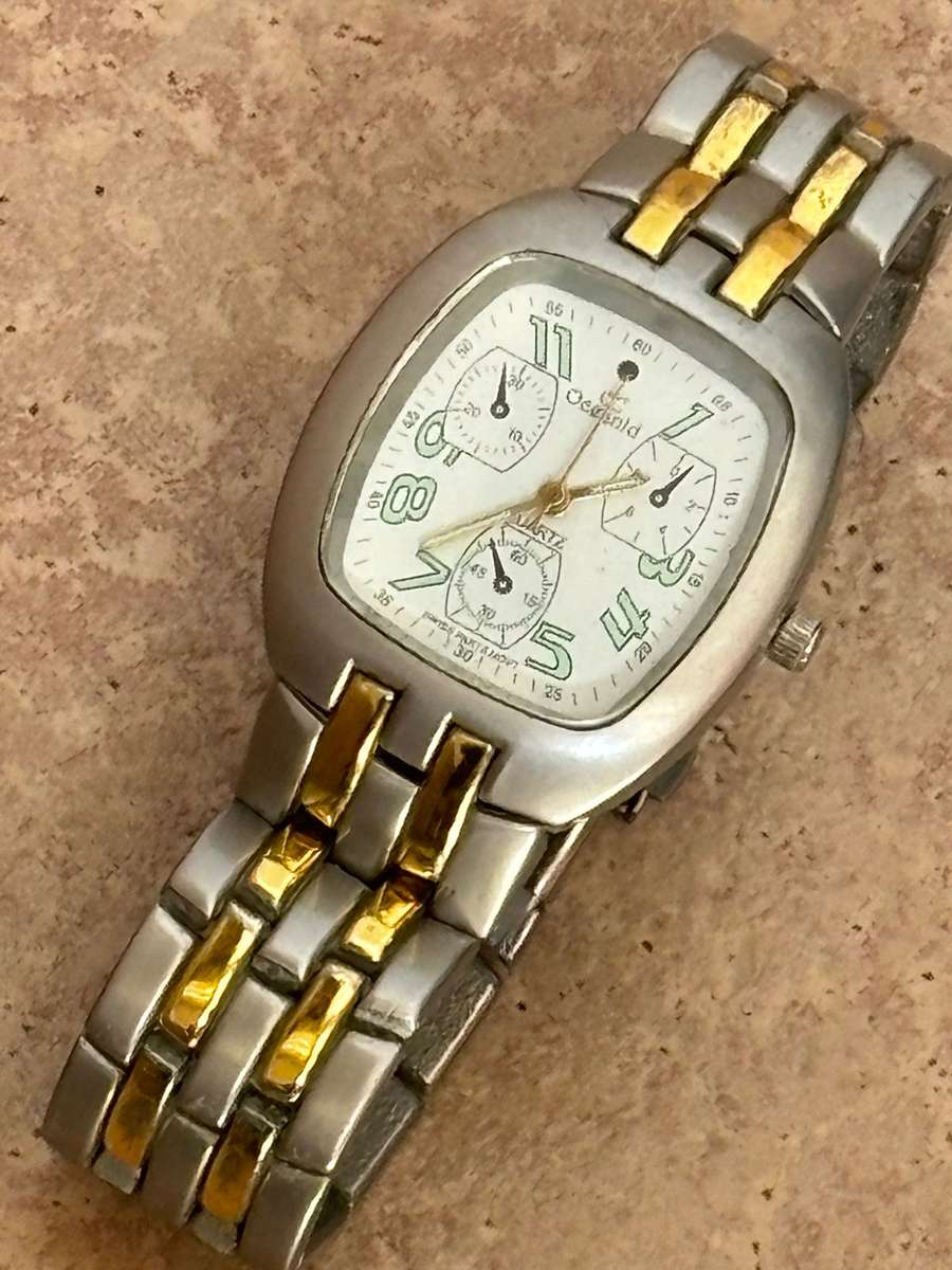 MENS OCEANIC STAINLESS STEEL WATCH IN EXCELLENT WORKING CONDITION