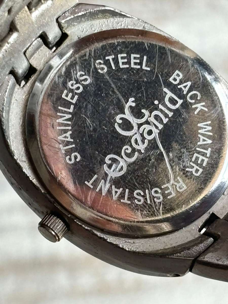 MENS OCEANIC STAINLESS STEEL WATCH IN EXCELLENT WORKING CONDITION