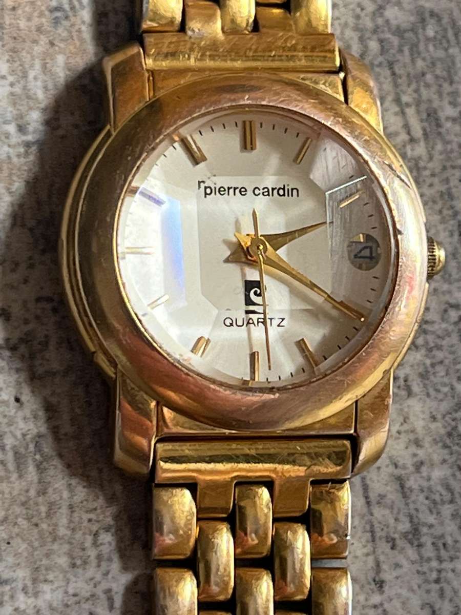 LADIES PIERRE CARDIN GOLD PLATED WATCH IN EXCELLENT WORKING CONDITION