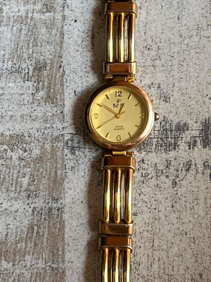 LADIES STUNNING BUREN GOLD PLATED WATCH IN EXCELLENT WORKING CONDITION