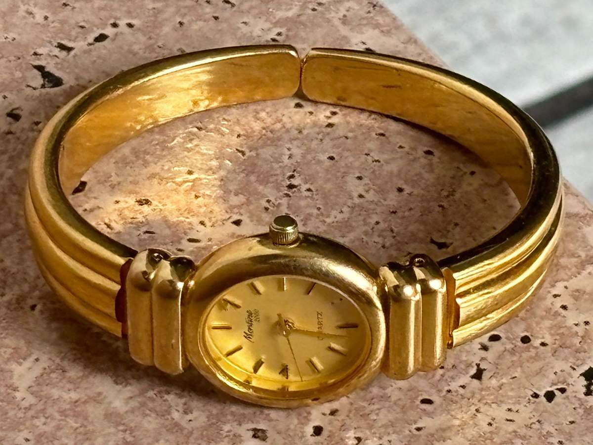 LADIES GOLD MORTIMA 2000 WATCH IN EXCELLENT WORKING CONDITION
