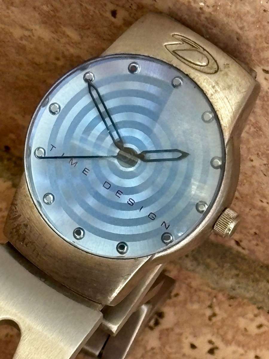 STUNNING LADIES TIME DESIGN WATCH IN EXCELLENT WORKING CONDITION