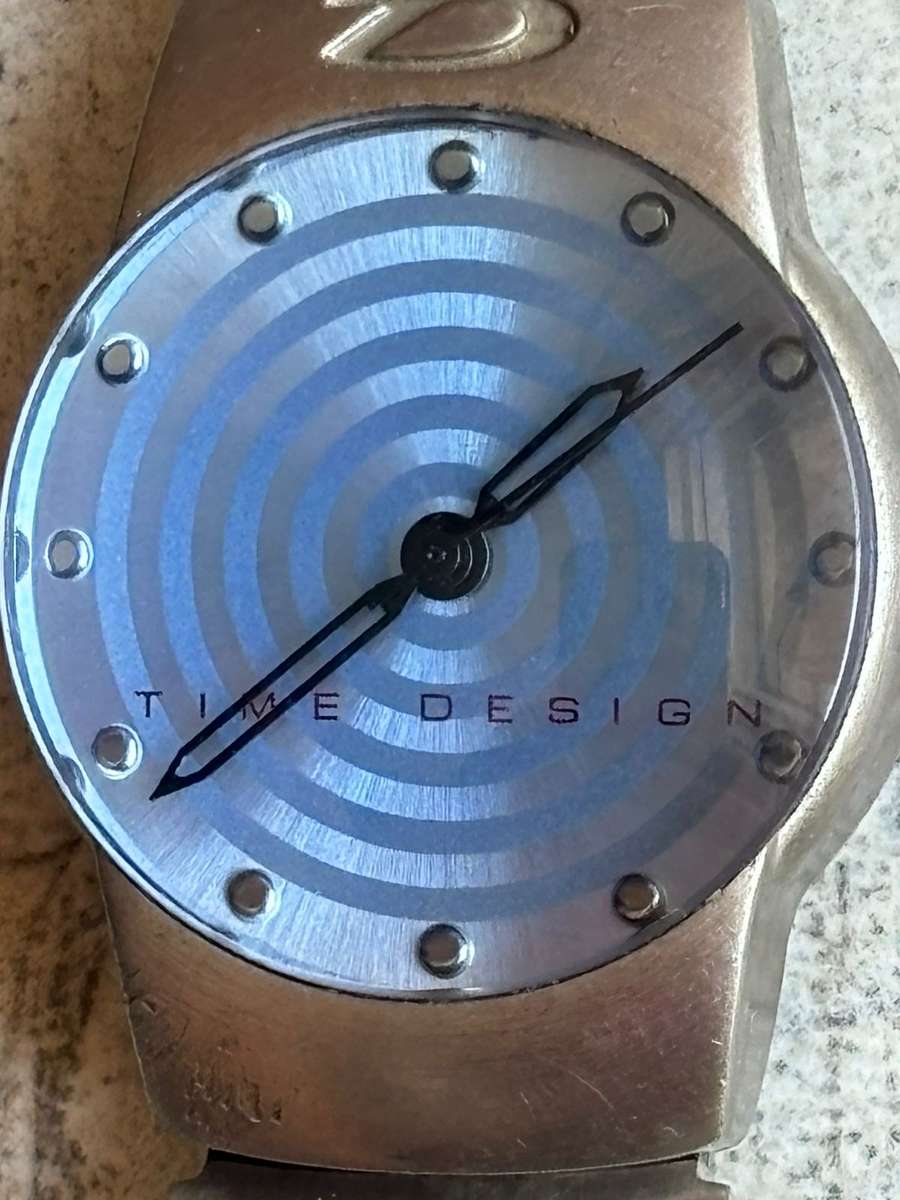 STUNNING LADIES TIME DESIGN WATCH IN EXCELLENT WORKING CONDITION