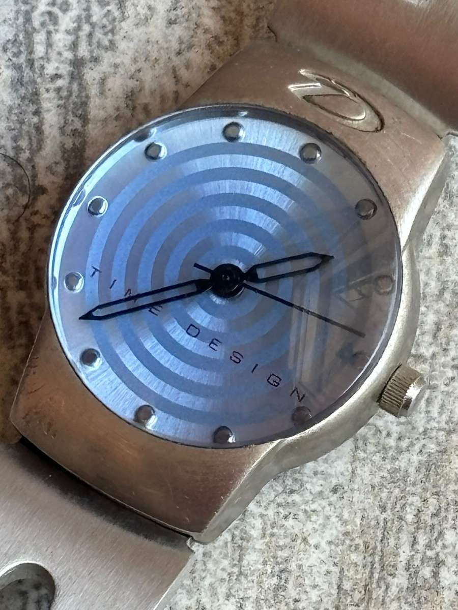 STUNNING LADIES TIME DESIGN WATCH IN EXCELLENT WORKING CONDITION