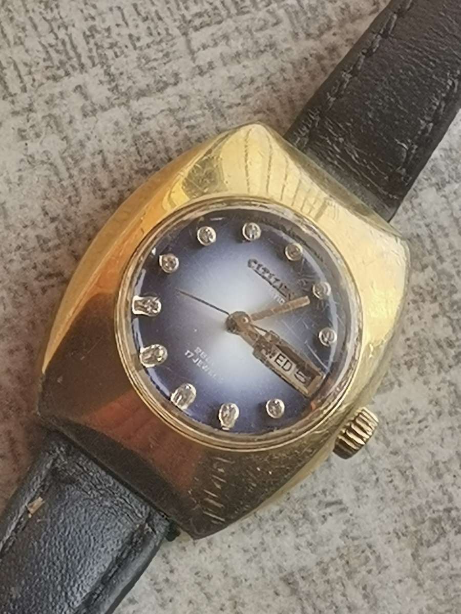 VINTAGE LADIES CITIZEN AUTOMATIC WATCH IN EXCELLENT WORKING CONDITION