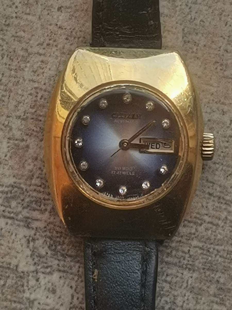 VINTAGE LADIES CITIZEN AUTOMATIC WATCH IN EXCELLENT WORKING CONDITION