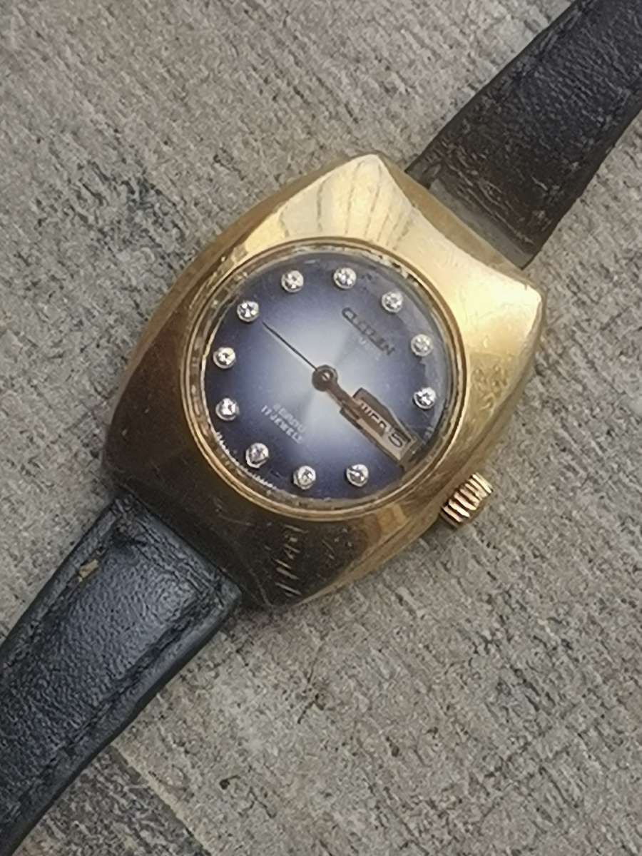 VINTAGE LADIES CITIZEN AUTOMATIC WATCH IN EXCELLENT WORKING CONDITION