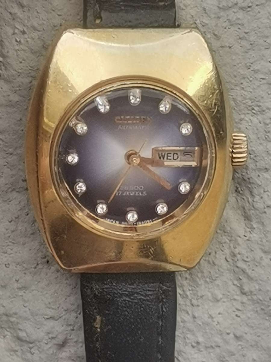 VINTAGE LADIES CITIZEN AUTOMATIC WATCH IN EXCELLENT WORKING CONDITION