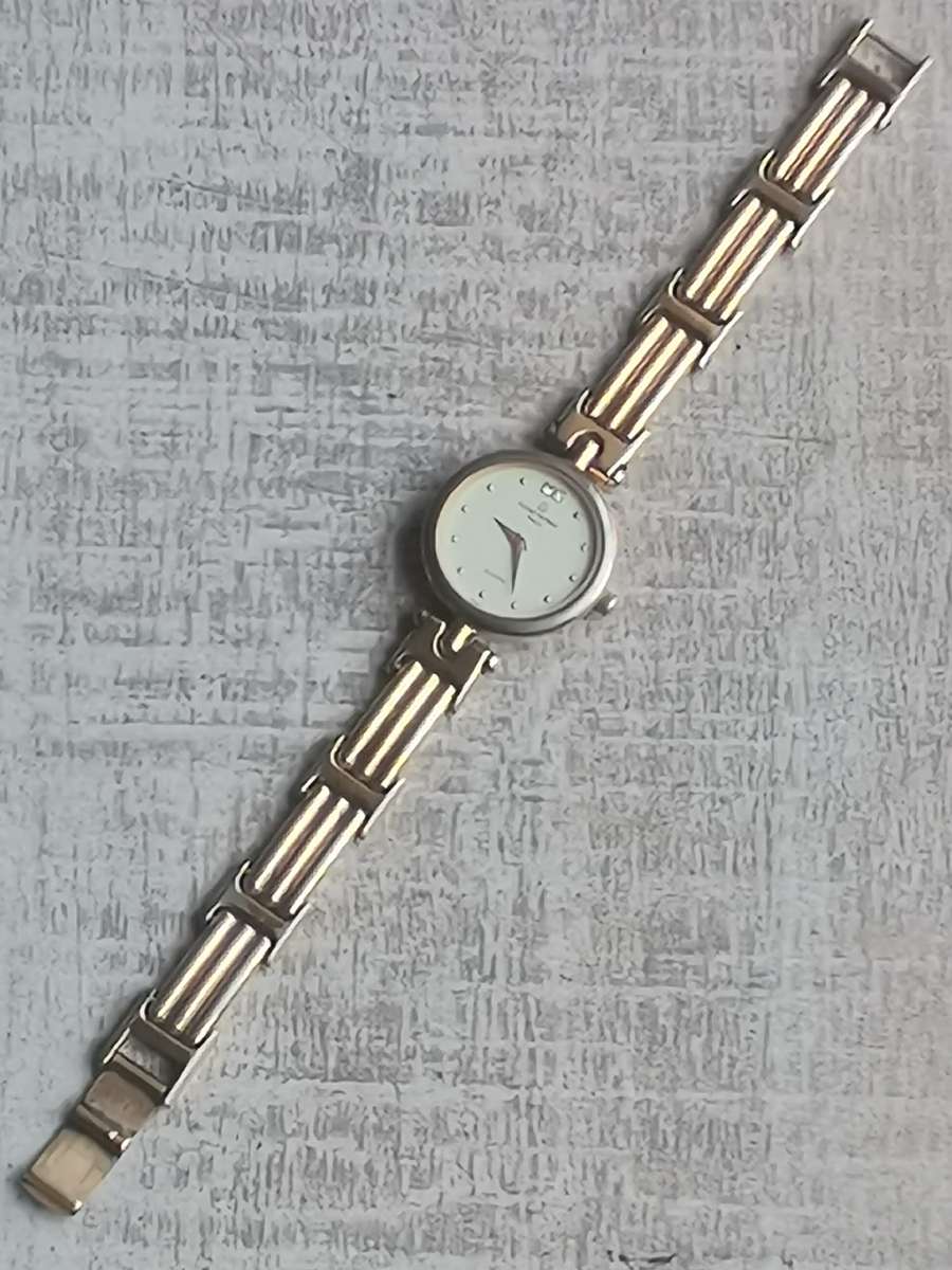 MICHEL HERBELIN LADIES QUARTZ WATCH IN EXCELLENT WORKING CONDITION
