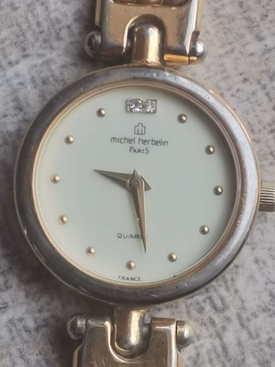MICHEL HERBELIN LADIES QUARTZ WATCH IN EXCELLENT WORKING CONDITION