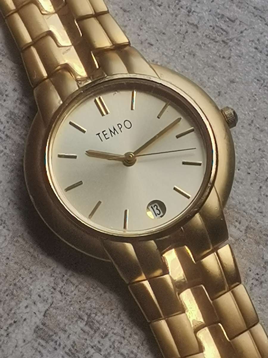STUNNING MENS GOLD TEMPO WATCH IN EXCELLENT WORKING CONDITION